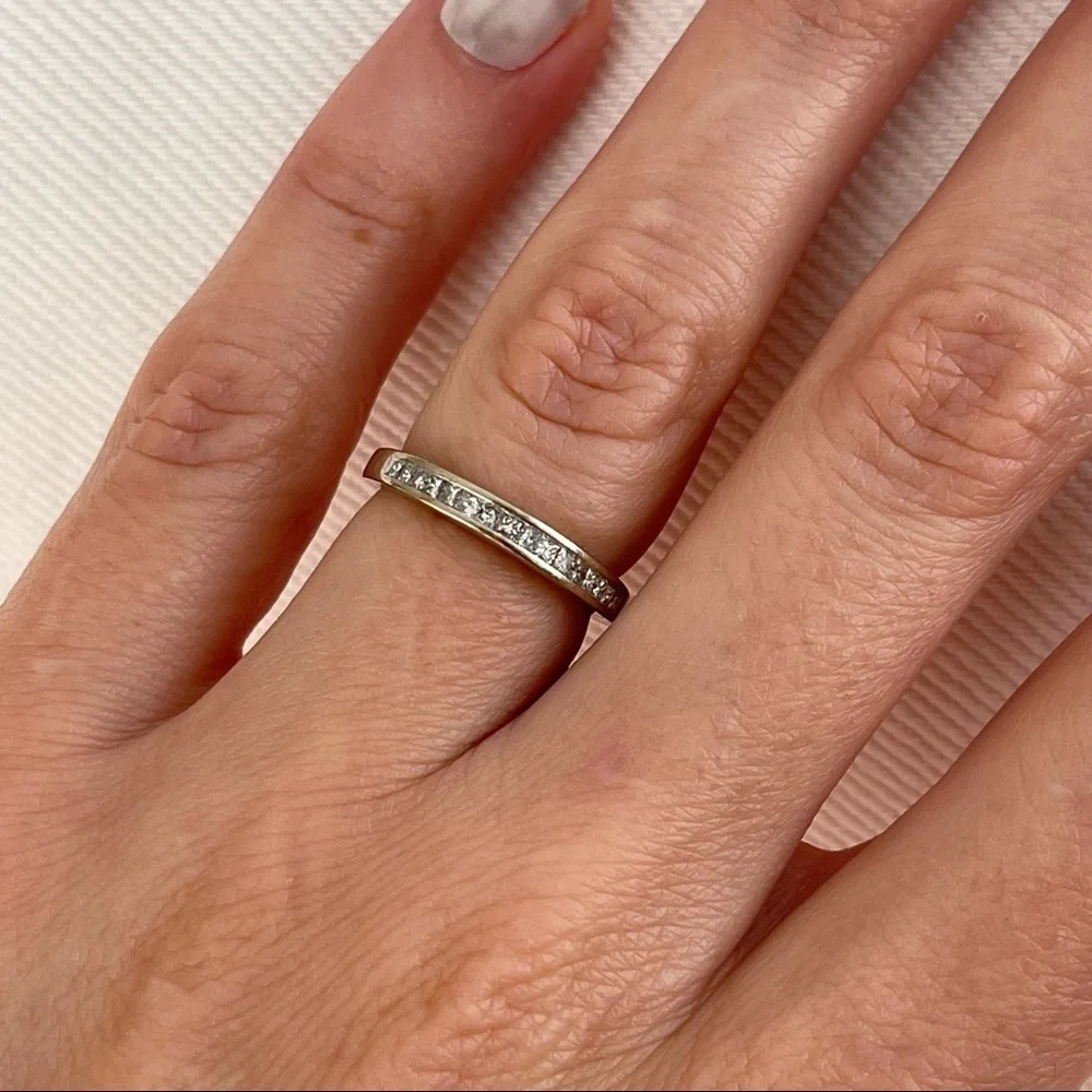 Solid 14K white gold diamond ring natural princess diamonds stacking band VTG - Picture 9 of 15